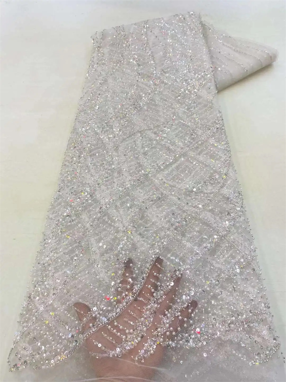 Африканские блестки, бусины, к – обзор и цена Glitter Tablecloth